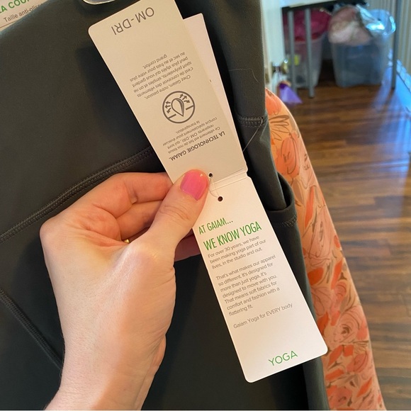 Gaiam OM High Rise Pocket Yoga Pant Womens Size XL Straight Leg Green Urban Chic - Picture 10 of 13